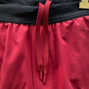 Men Ten Thousand Shorts 9” Lined